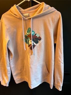 Columbia Light Pink Pullover Hoodie with Colorful Nature Graphic Medium